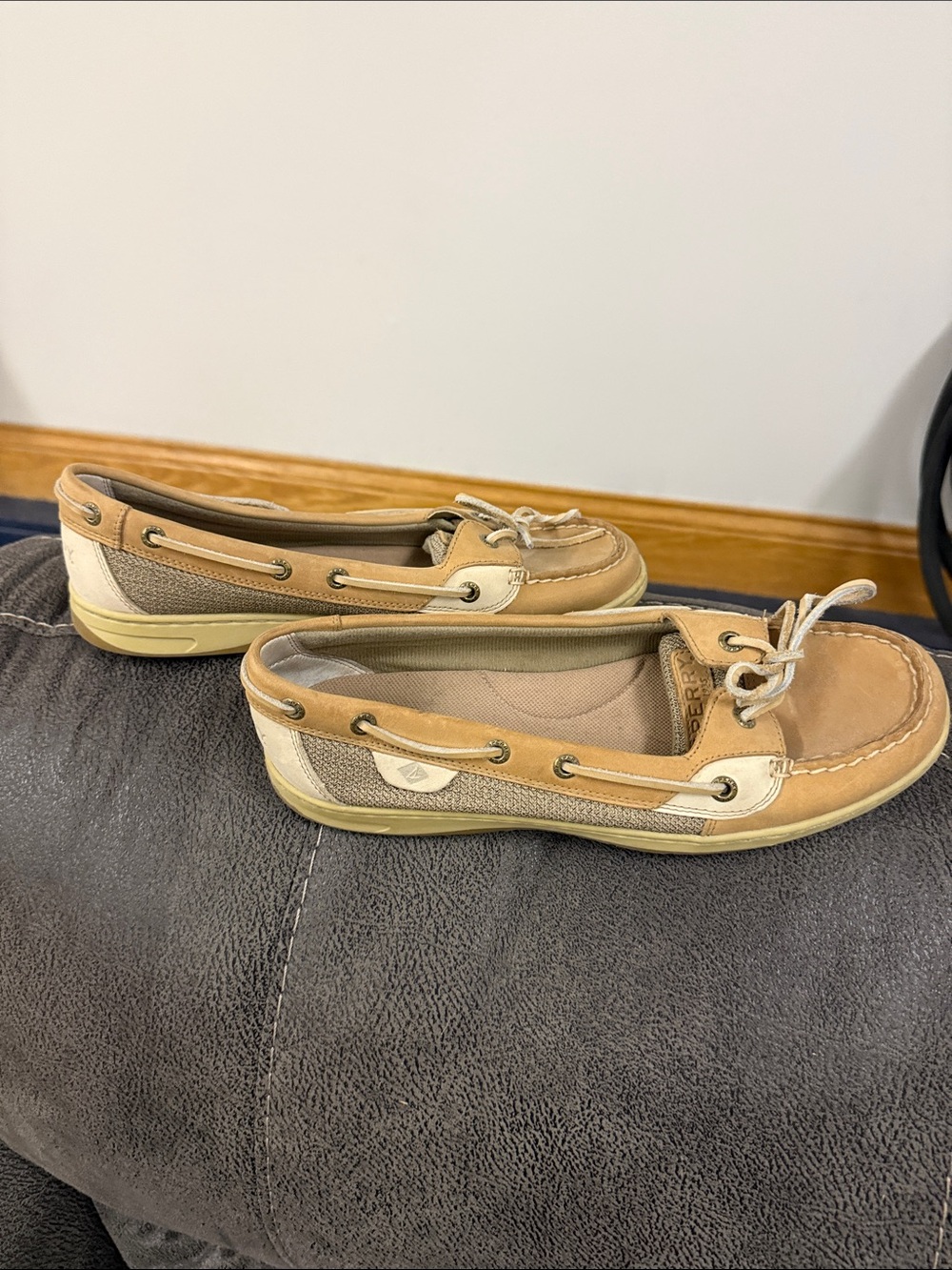 Sperry Women’s Two-Tone Tan and Beige Boat Loafers - Picture 3 of 4